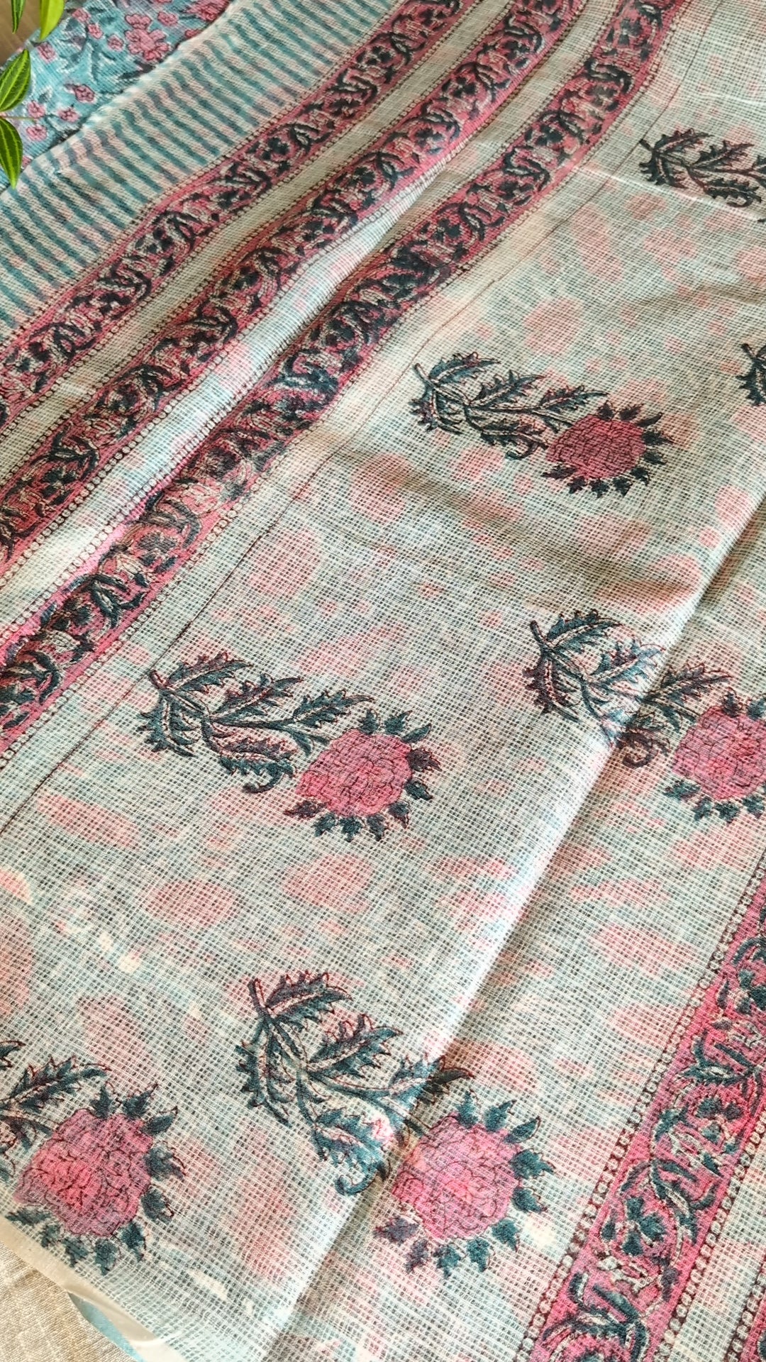 Printed Kota Doria saree)