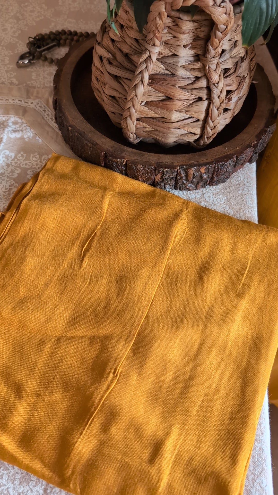Mul chanderi chikkankari set