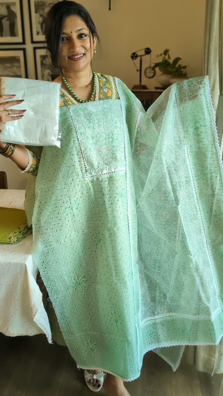 Hakoba kota salwar