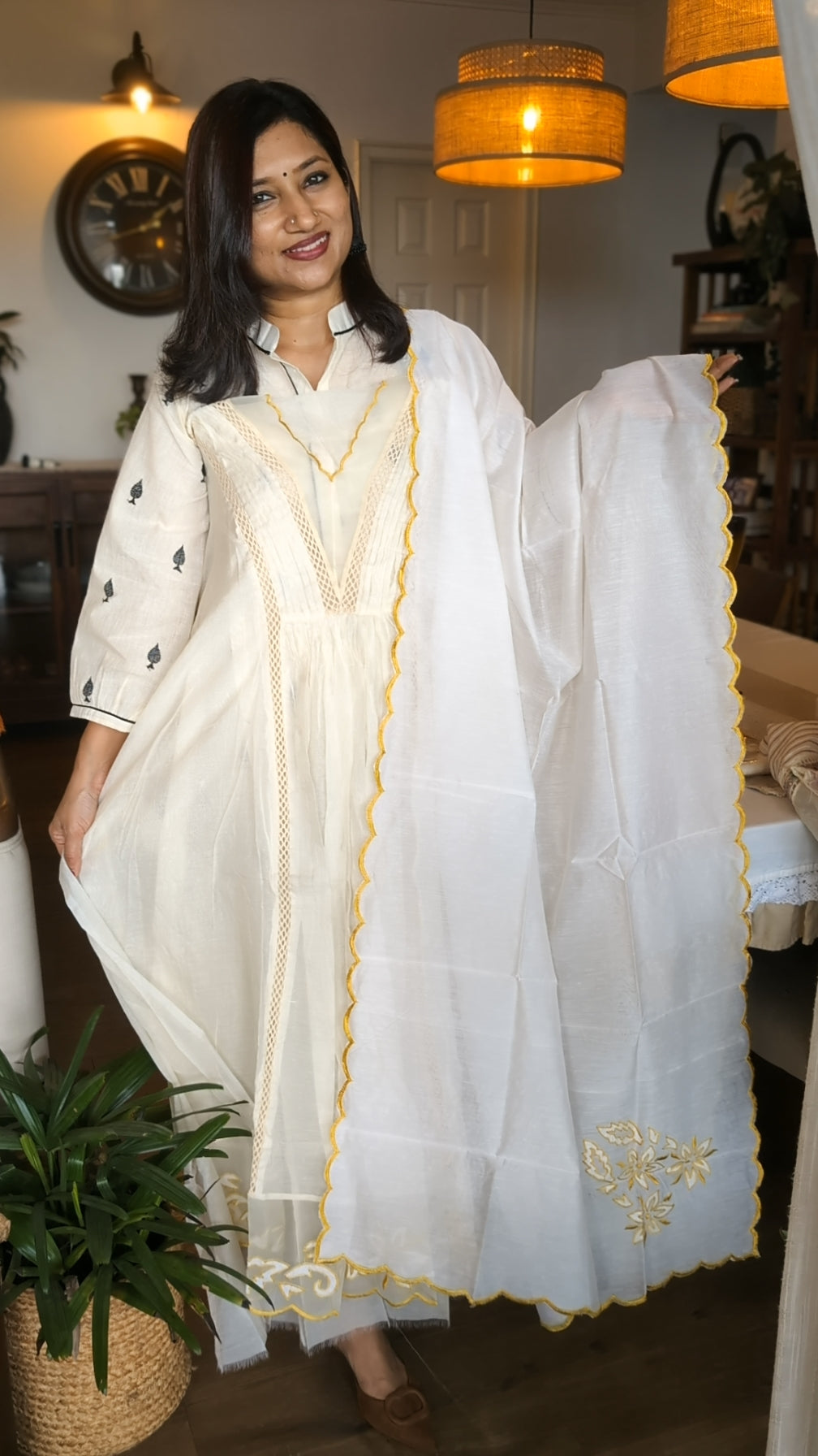 Semi patterned Chanderi set