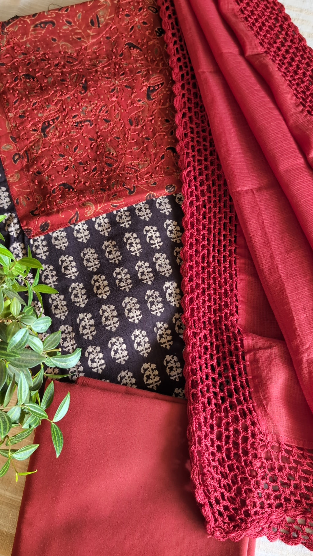 Cotton handwork yoke set