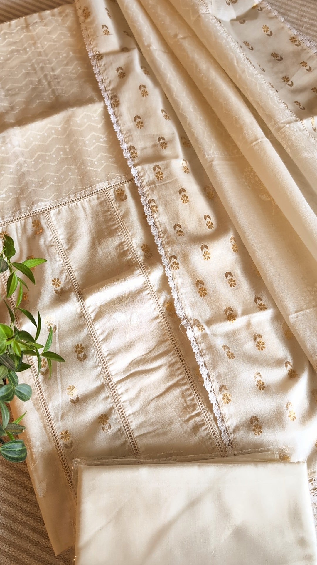 Chanderi offwhite woven set