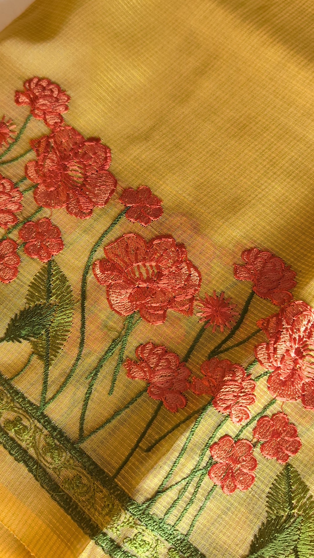 Munga kota thread work saree