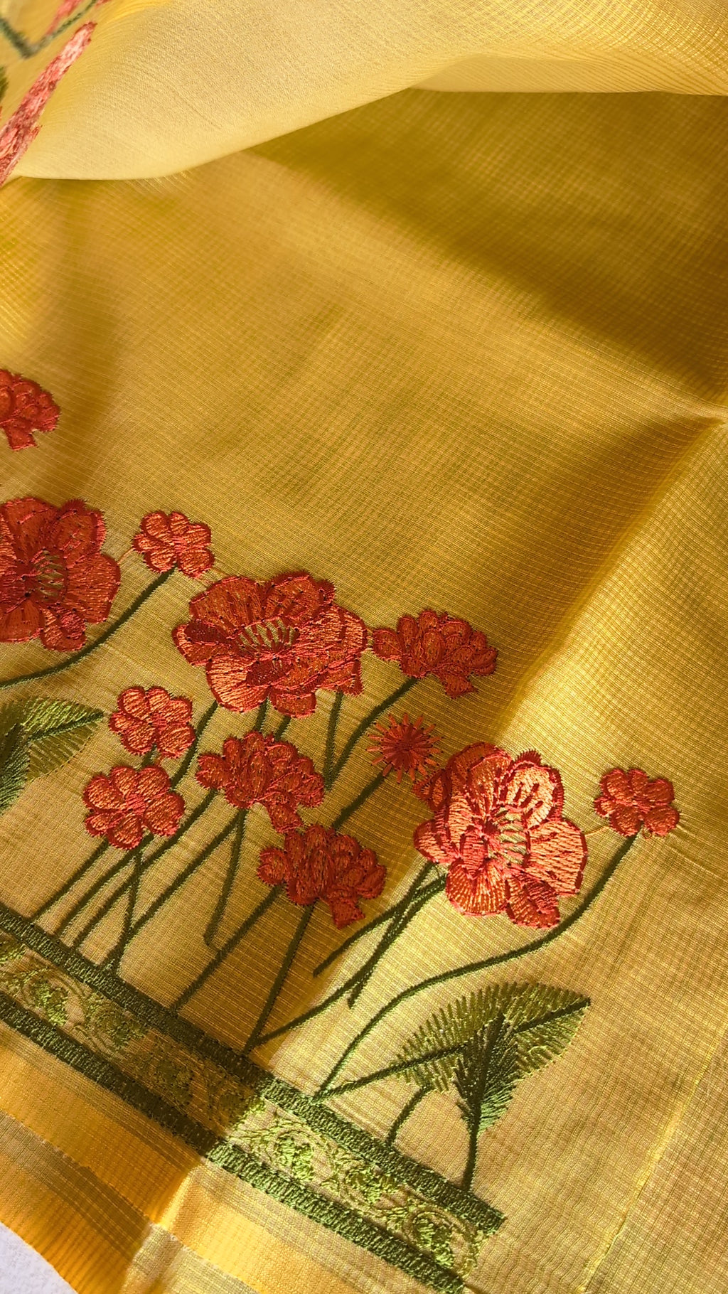 Munga kota thread work saree