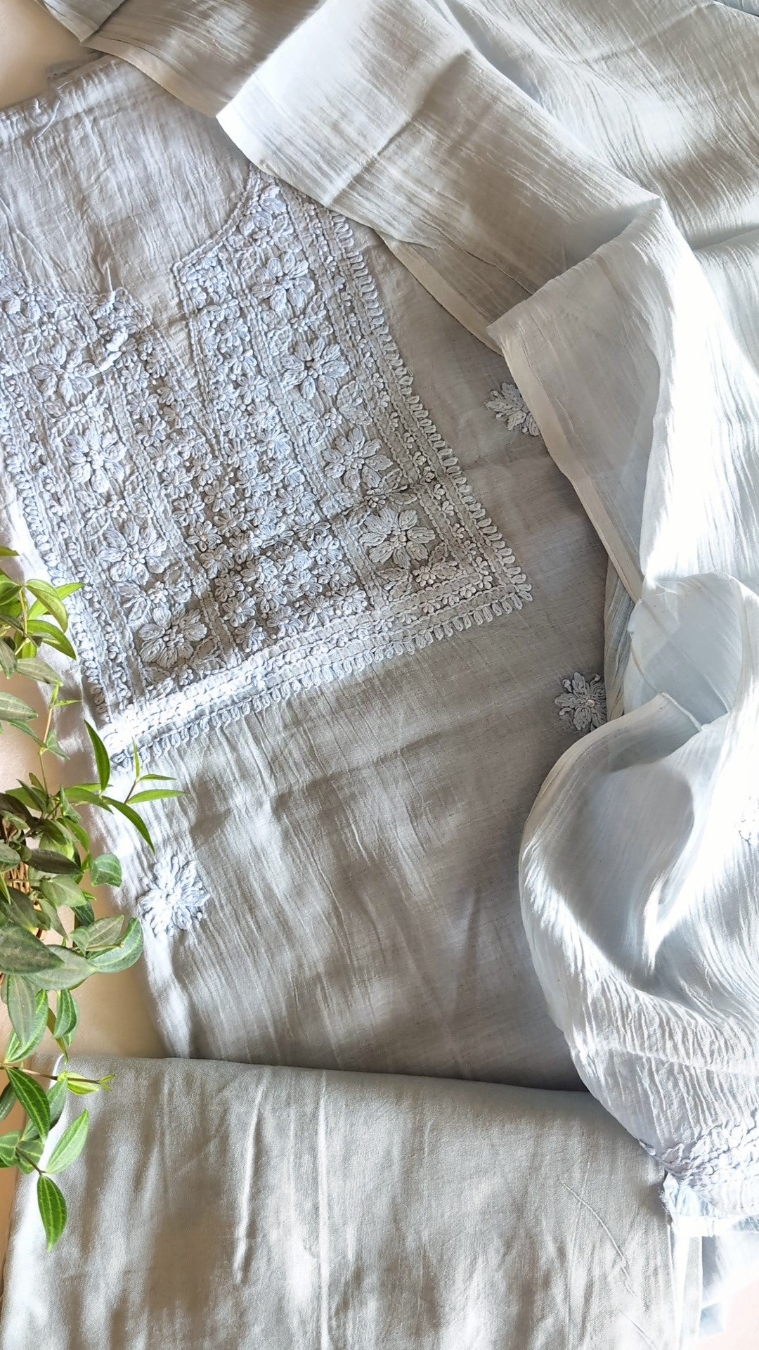 Mul chanderi chikkankari set