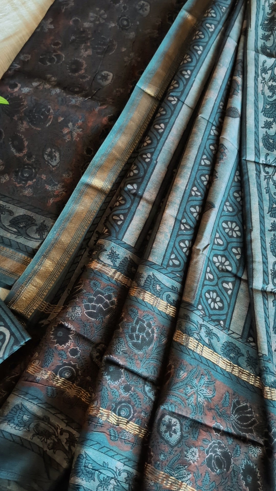 Maheshwari Ajrakh printed sets