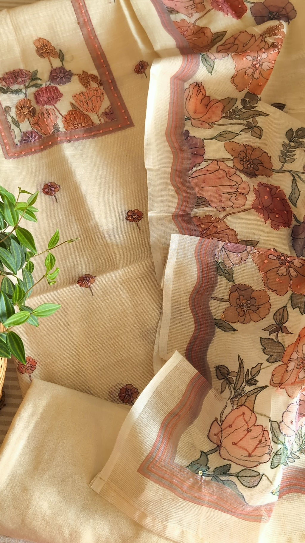 Tissuelinen floral work set