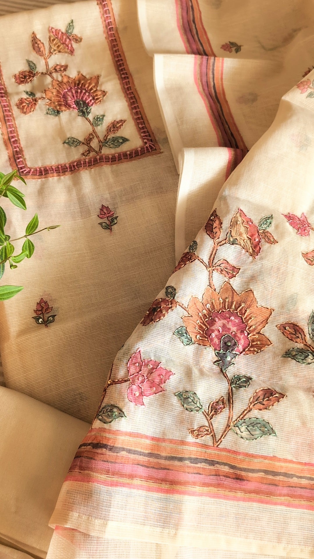 Tissue linen floral work set