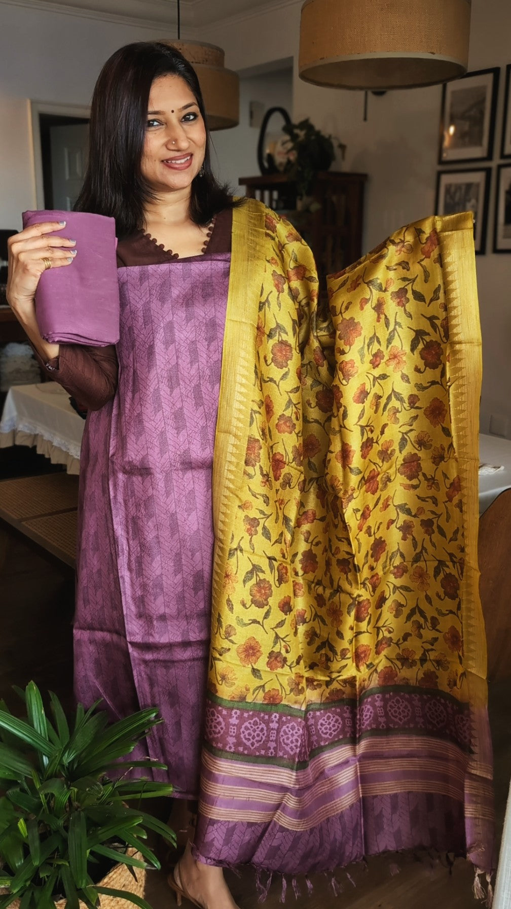 Desi Tusser silk set